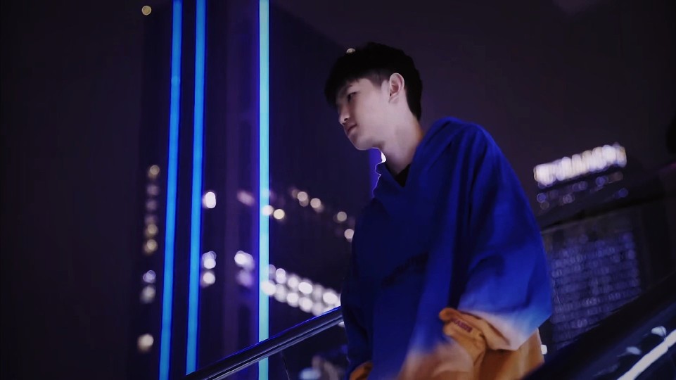 员不仅能够